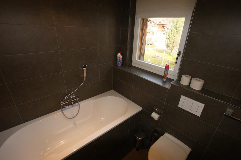 Haus Rufinis Apartman Klosters Szoba fotó